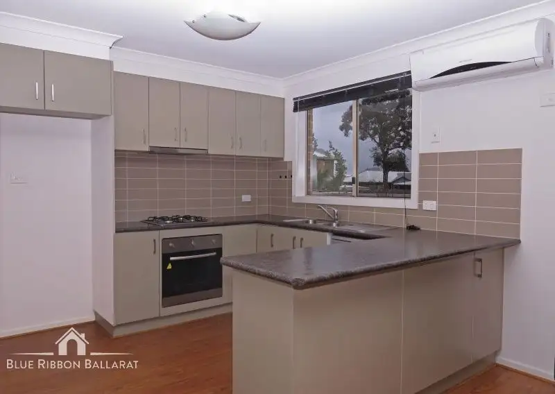 Main view of Homely townhouse listing, 3/274a Albert Street, Sebastopol VIC 3356