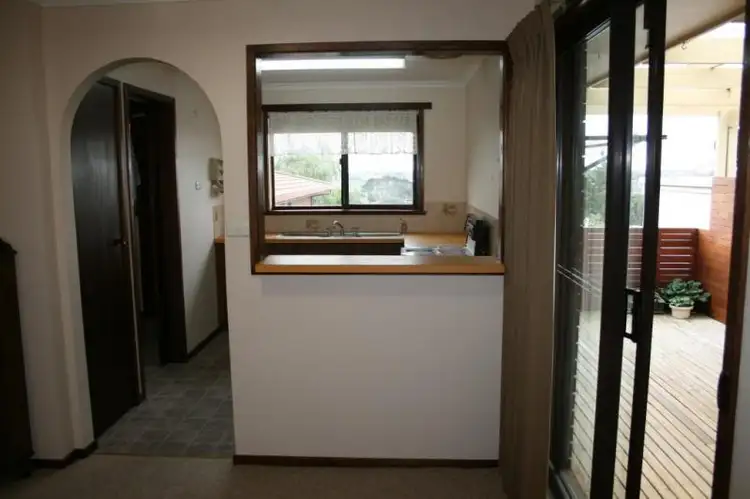 Sixth view of Homely house listing, 1/16 Skiddaw Crescent, Warrnambool VIC 3280