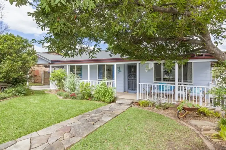 34 Thomson Avenue, Springwood NSW 2777