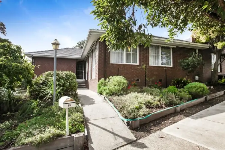 38 Beresford Crescent, Gladstone Park VIC 3043