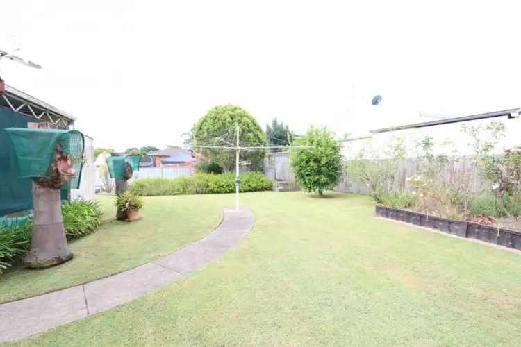 Fifth view of Homely house listing, 25 Third Avenue, Rutherford NSW 2320