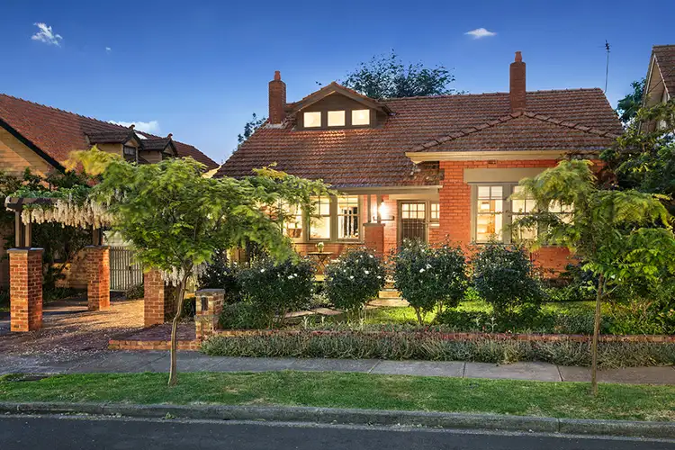 29 Redesdale Road, Ivanhoe VIC 3079
