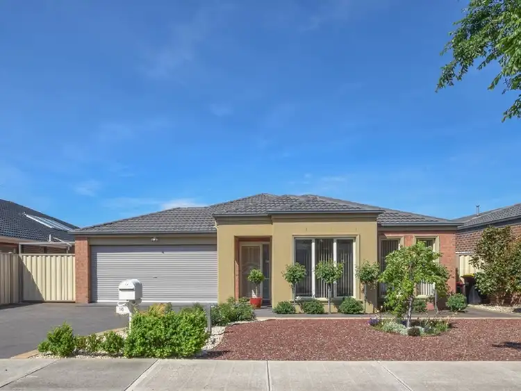 16 Lambert Court, Taylors Hill VIC 3037