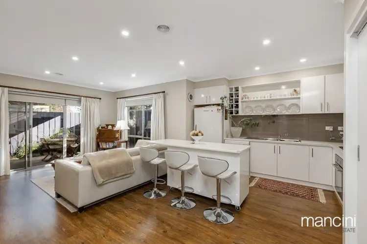 2/32 Balmoral Street South, Altona Meadows VIC 3028