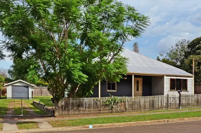 10 Birriley Street, Bomaderry NSW 2541