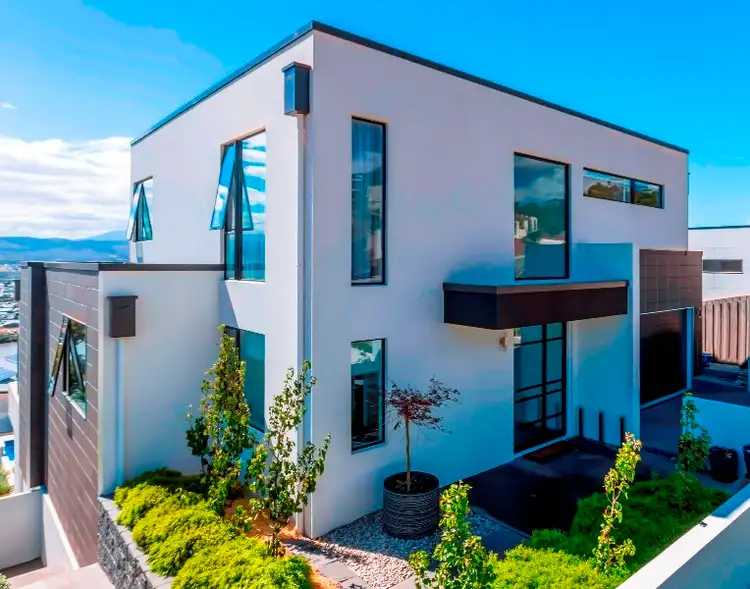 67 Lachlan Parade, Trevallyn TAS 7250