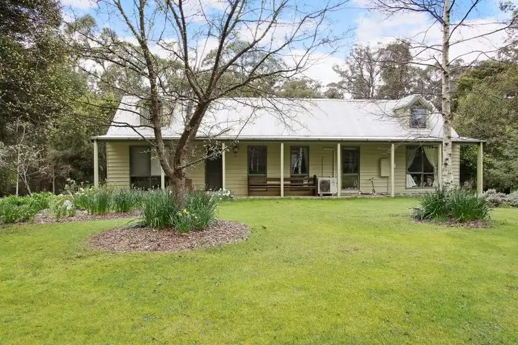 52 Pioneer Road, Stanley VIC 3747