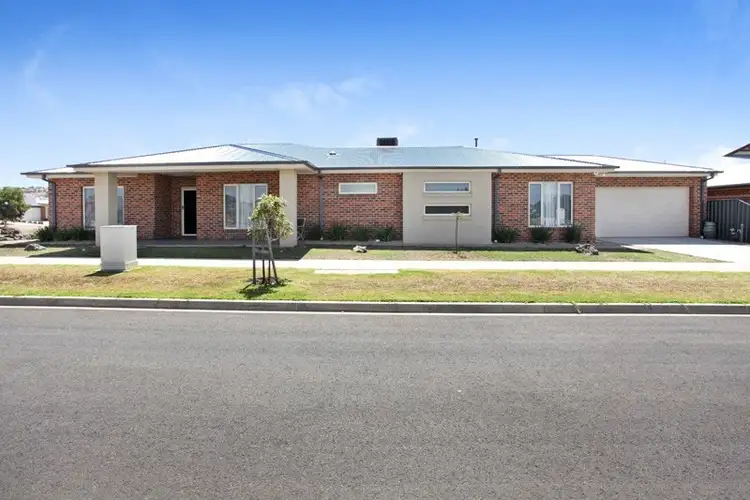 88 Halletts Way, Bacchus Marsh VIC 3340