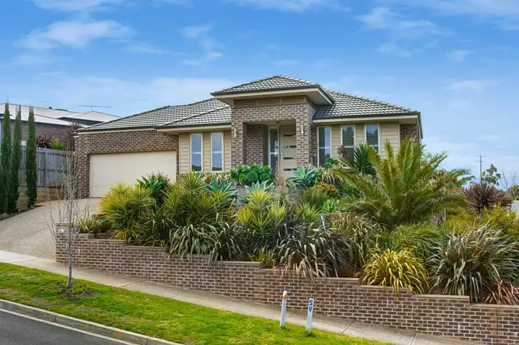 2 Greenfinch Way, Wandana Heights VIC 3216