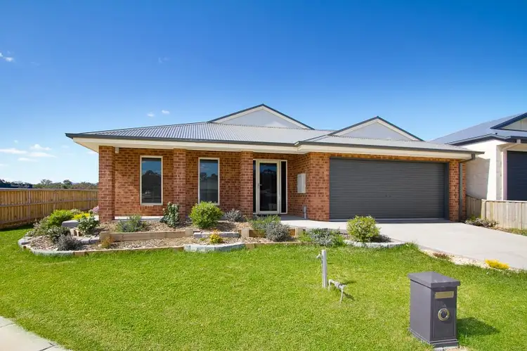 1 Violet Lane, Broadford VIC 3658