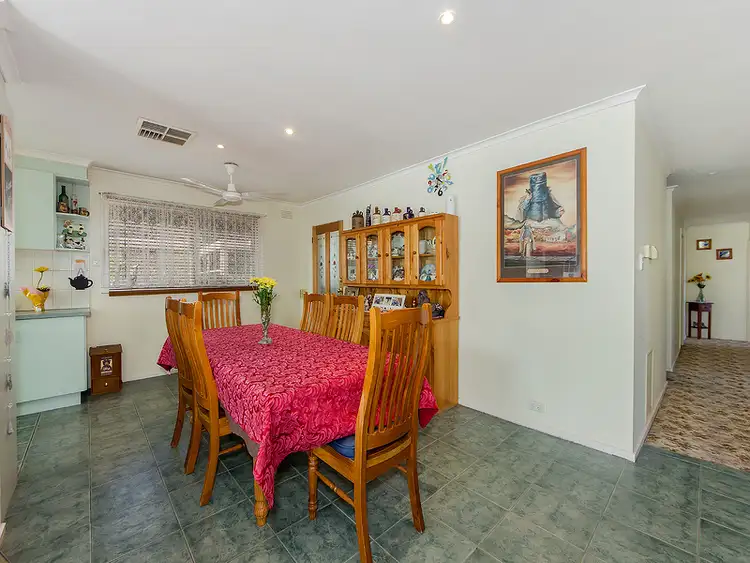 Fifth view of Homely house listing, 1 Lantana Court, St Albans VIC 3021