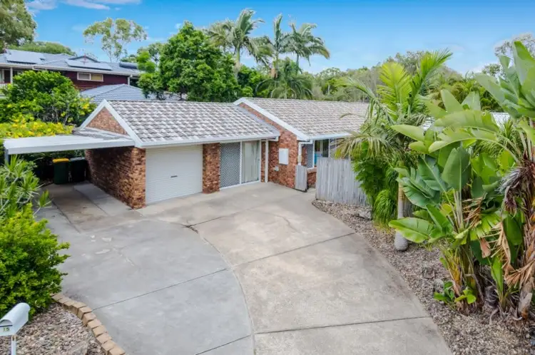 15 Fuchsia Close, Birkdale QLD 4159