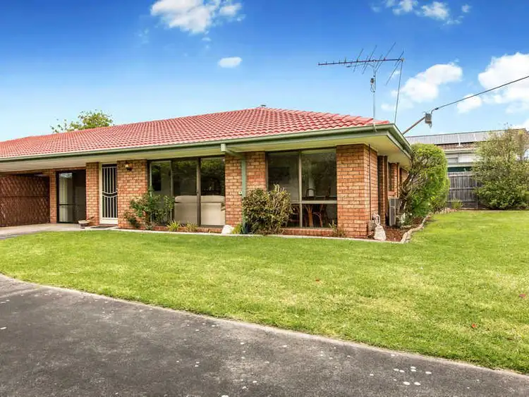 Unit 1, 5 Warranilla Avenue, Rosebud VIC 3939