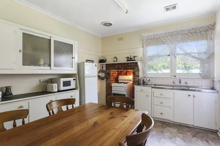 Fourth view of Homely house listing, 7 Chifley Avenue, Kangaroo Flat VIC 3555