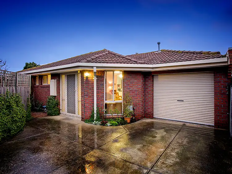 2/81 Bellbridge Drive, Hoppers Crossing VIC 3029