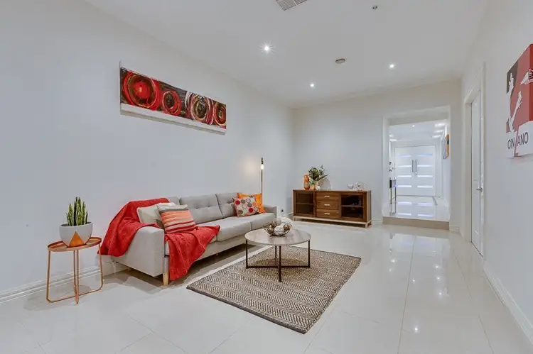 Fourth view of Homely house listing, 21 Lancelot Court, Hillside VIC 3037