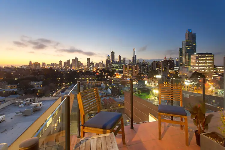 910/69 Stead Street, South Melbourne VIC 3205