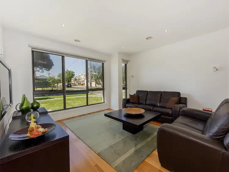 Second view of Homely house listing, 21 Craigielea Avenue, St Albans VIC 3021