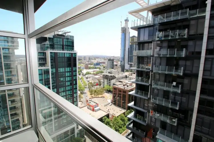 1906/25 Wills Street, Melbourne VIC 3000