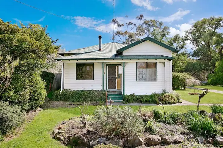2-4 Mitchell Street, Heathcote VIC 3523