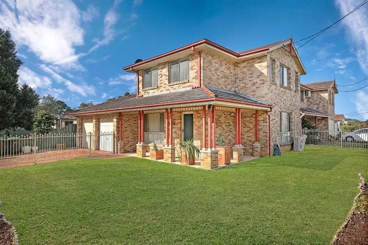 65 Kennedy
Street, Picnic Point NSW 2213