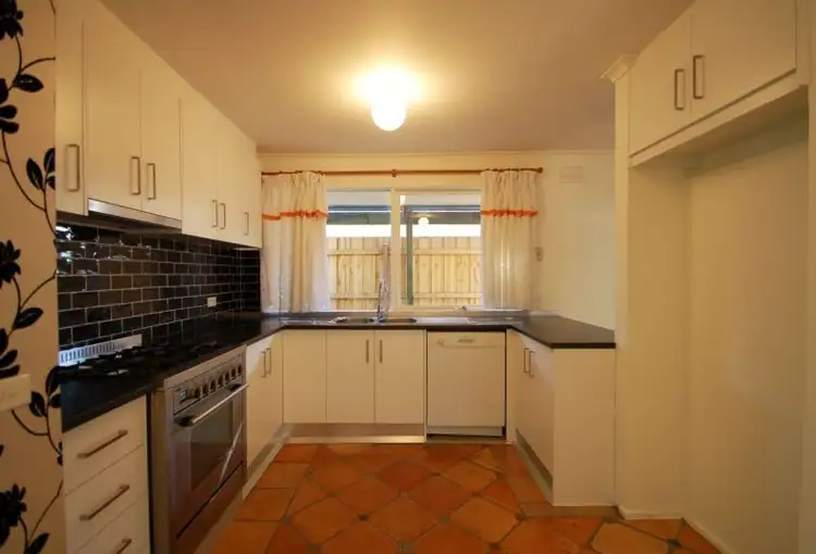 Fifth view of Homely house listing, 9 Ellam Court, Meadow Heights VIC 3048
