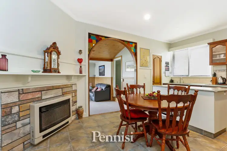 Fifth view of Homely house listing, 7 Balmanno Crescent, Strathmore VIC 3041