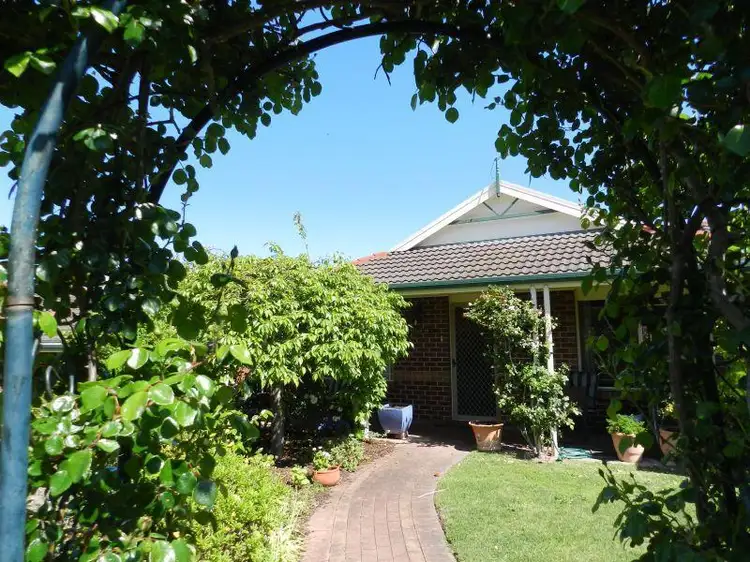 Villa 49/1 Canal Road, Paynesville VIC 3880