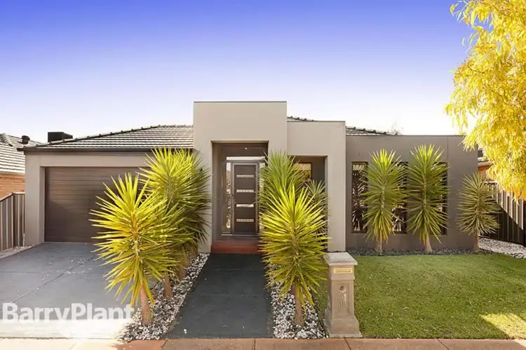 15 Whitlam Green, Point Cook VIC 3030