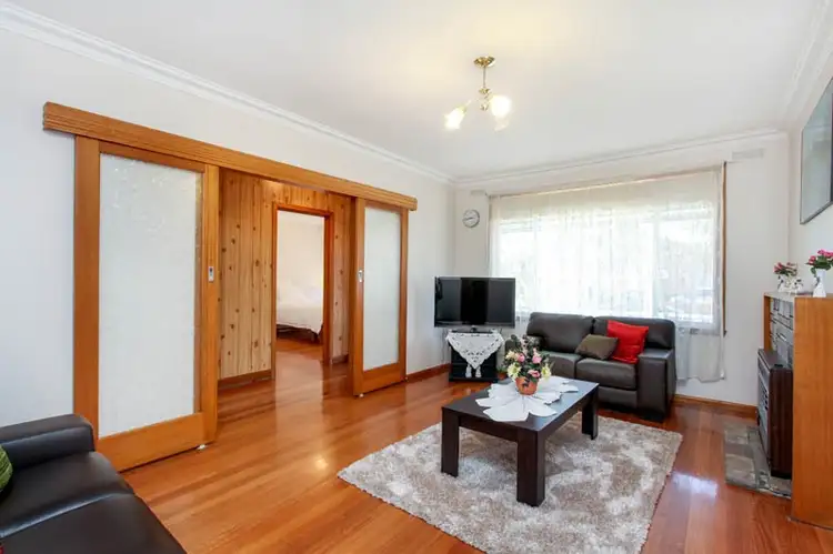 Second view of Homely house listing, 10 Kenross Court, Braybrook VIC 3019