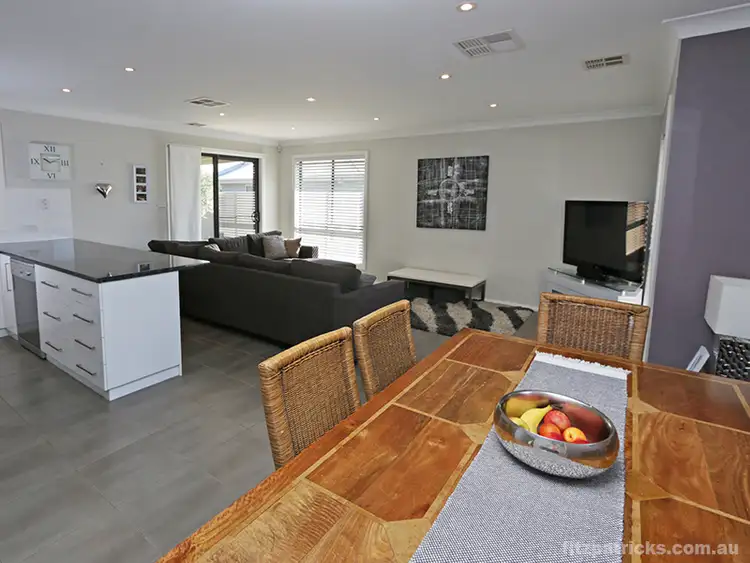 Fifth view of Homely house listing, 28 Bindari Avenue, Glenfield Park NSW 2650
