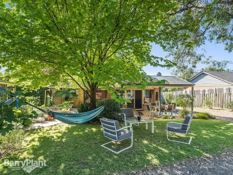 13 Augusta Road, The Basin VIC 3154