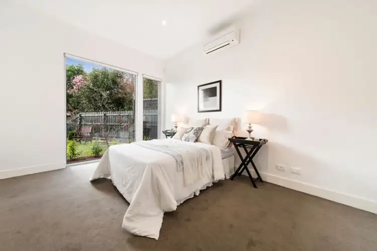 Sixth view of Homely townhouse listing, 1/105 Ashburn Grove, Ashburton VIC 3147