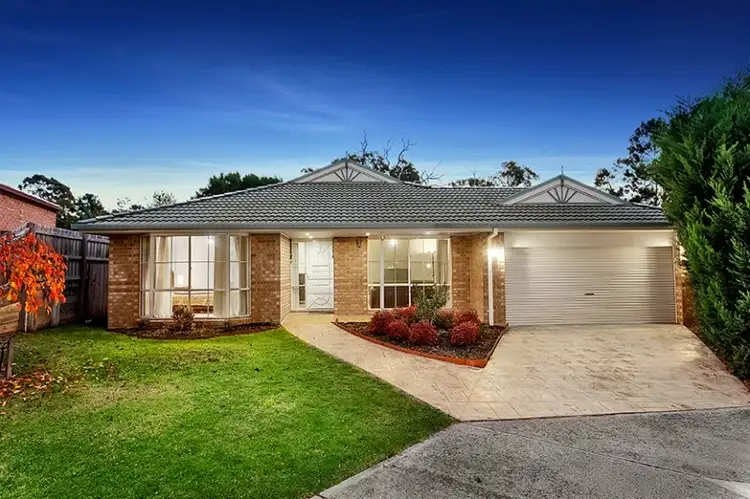 14 St James Park Rise, Mooroolbark VIC 3138