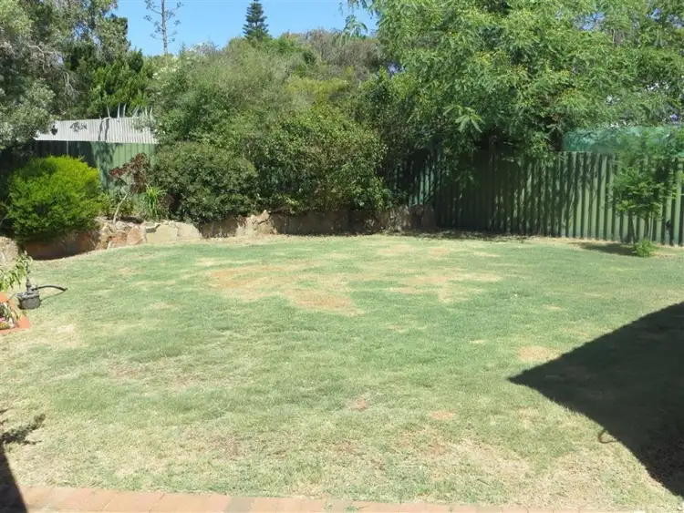 Seventh view of Homely house listing, 8 Gypsy Rise, Swan View WA 6056