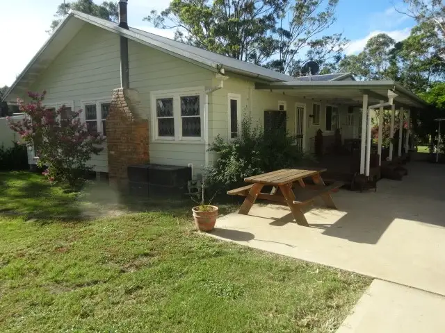 975 Sandy Creek Road, Quorrobolong NSW 2325