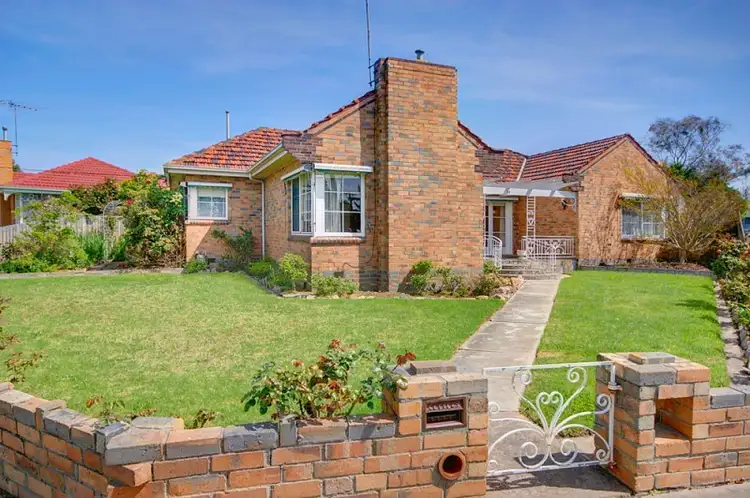34 Sladen Street, Hamlyn Heights VIC 3215