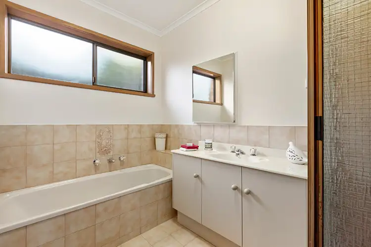 Sixth view of Homely house listing, 5 Patrick Close, Greensborough VIC 3088