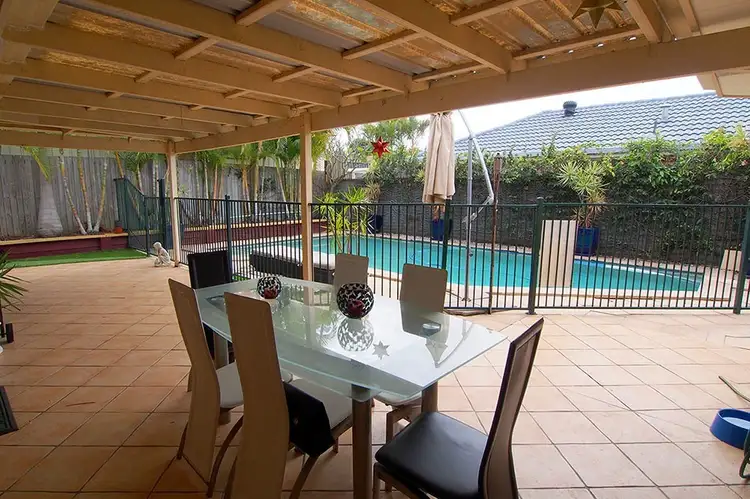 6 Castle Rock Street, Parkwood QLD 4214