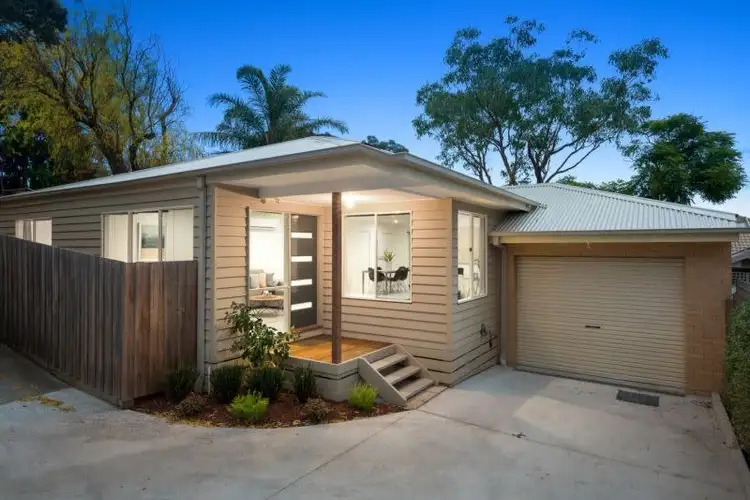 Main view of Homely unit listing, 2/186 Grimshaw Street, Greensborough VIC 3088