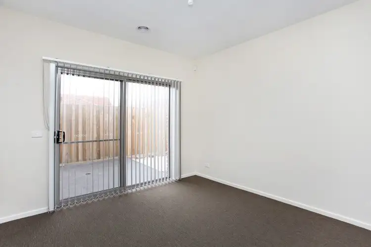 Fifth view of Homely unit listing, 2/4 Bradman Street, Sunshine North VIC 3020