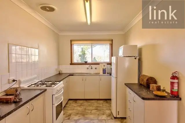 Third view of Homely unit listing, 1&2/162 Bilba Street, East Albury NSW 2640