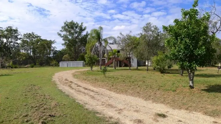 14 Marina Dr