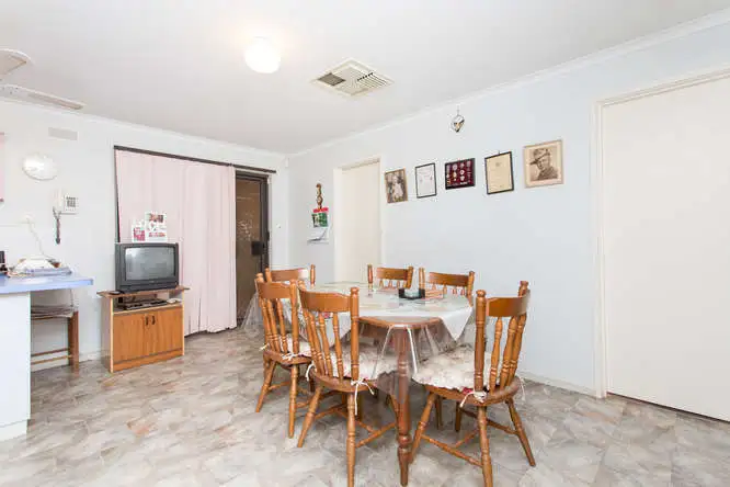 Sixth view of Homely house listing, 10 Elouera Drive, Irymple VIC 3498
