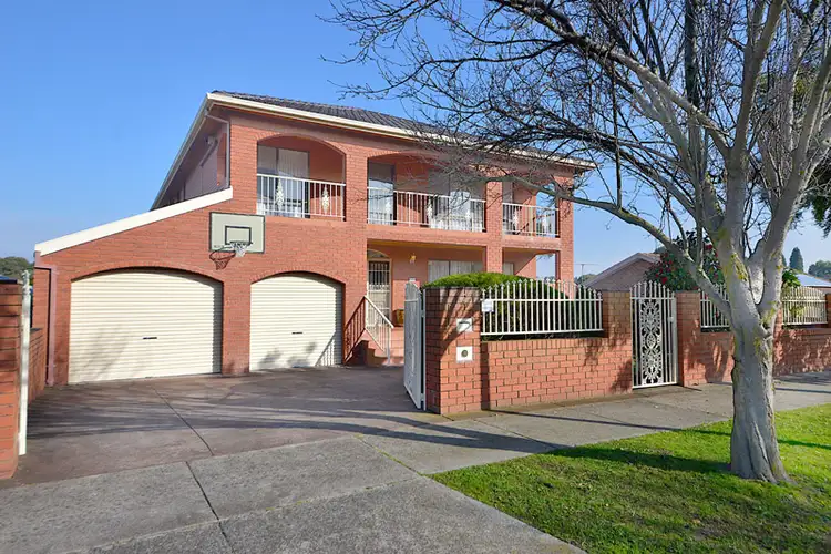 2 Tanya Place, Wheelers Hill VIC 3150