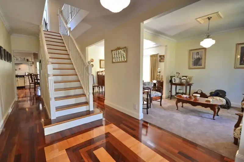 Main view of Homely house listing, 5 Kent Court, Mansfield VIC 3722