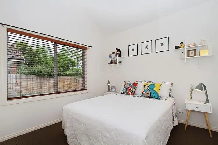 Fifth view of Homely unit listing, 4/88 Purinuan Road, Reservoir VIC 3073