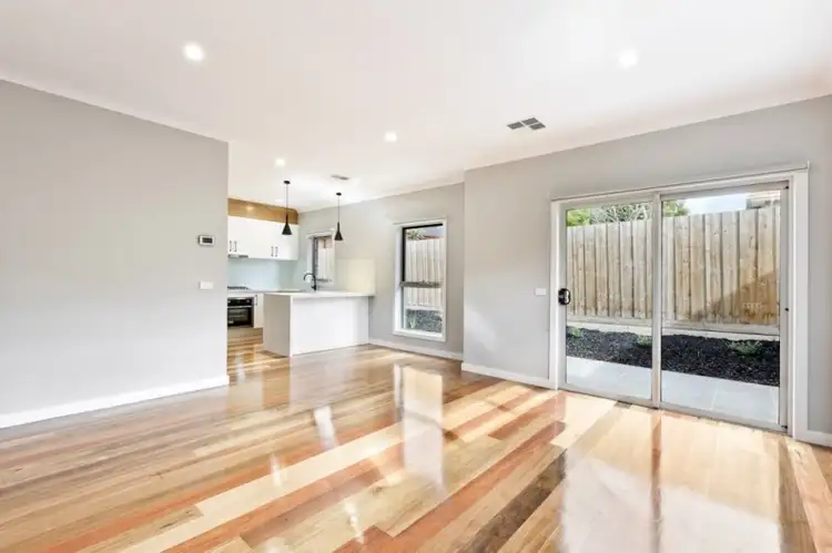 Sixth view of Homely unit listing, 4/3 McKellar Street, Watsonia VIC 3087