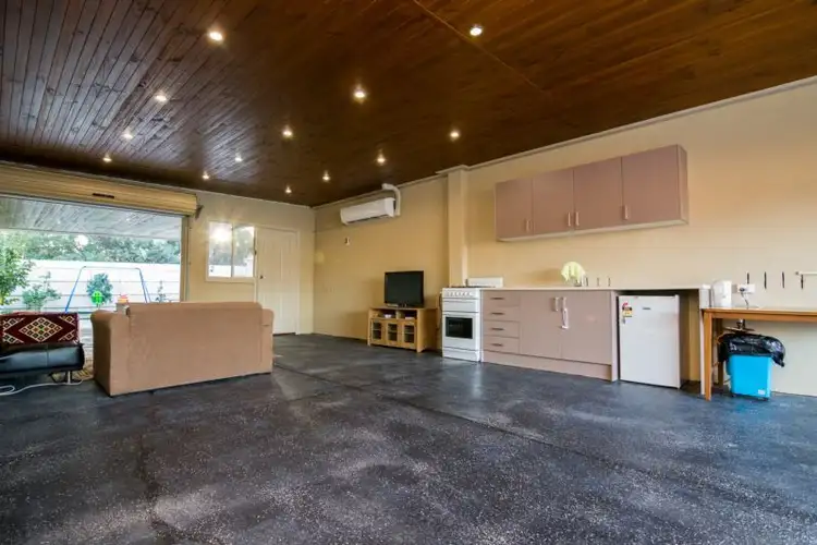 Sixth view of Homely house listing, 21 Pandora Avenue, Thomastown VIC 3074