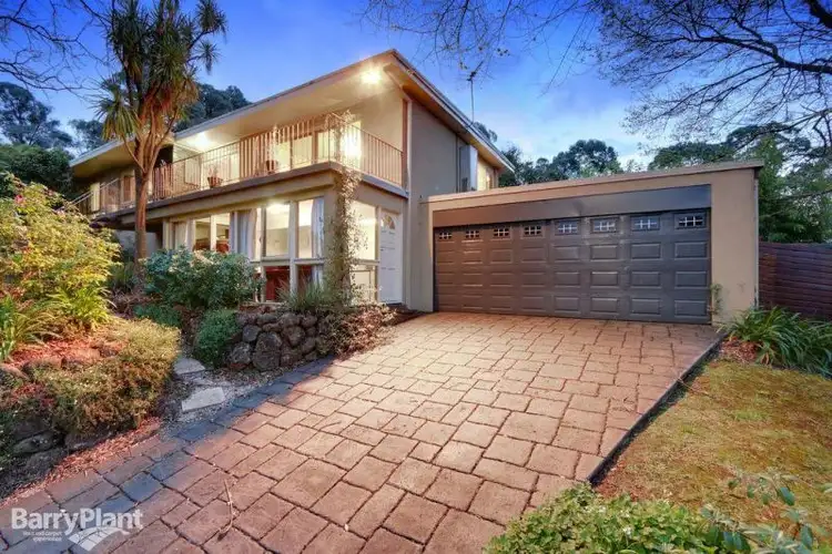 25 Long View Road, Croydon South VIC 3136